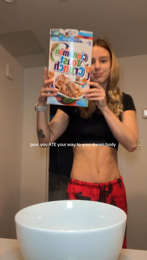 HEAR ME OUT ⬇️ 

Yes. Calorie balance matters for fat loss. Just like calories and macros matter for building muscle. I’m not saying eating junk food all the time is the answer. It’s not. Health still matters. 

And what’s funny is that most people’s FIRST instinct is to NEVER believe what I eat because of how I look. Which is crazy to me because I want EVERYONE to be able to experience the type of relationship I have built with food (it took 3 years of not tracking calories fyi). 

We KNOW that the key to achieving ANY goal is consistency and the key to consistency isn’t “discipline and motivation” … it’s adherence. 

You are FAR more likely to adhere to your diet plan or just eating healthy when you’re incorporating the foods you love! 

The thing is when you LEARN how to have balance in your life. You CAN 100% enjoy delicious treats as well as lose fat and build the body you want. 

My 1:1 coaching application is in my bio !! 🫶🏻🫶🏻