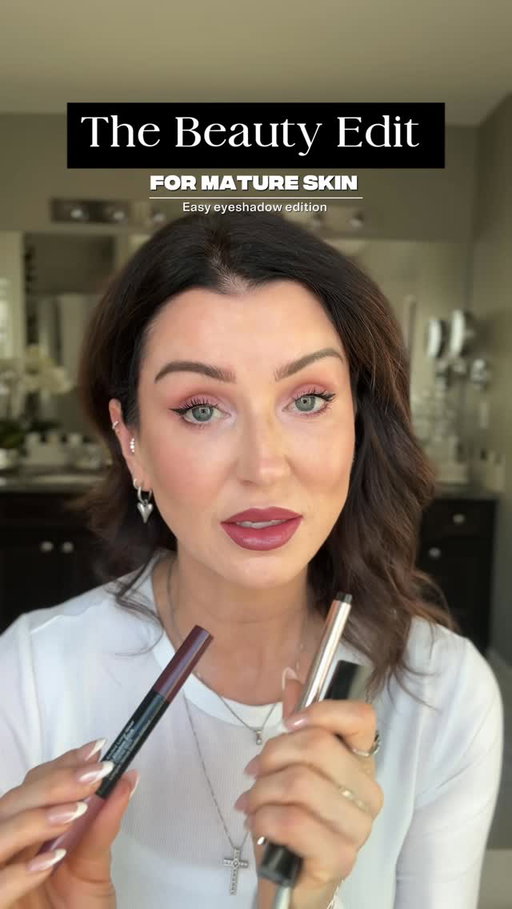 Back with another Beauty Edit 💄✨
This time we’re playing with the Bobbi Brown Cream Shadow Sticks. 
 Let me tell you, these are a mature-lid miracle. 
They glide on smooth, blend in seconds (even with just your fingertip), and once they set… they’re not going anywhere. No smudging. No creasing. Just effortless, polished glam.

Perfect for my besties who want easy, one-and-done eyes without the fuss. 🩷
Comment “shop” for links to this look! 

#TheBeautyEdit #MakeupForMatureSkin #Over40Beauty