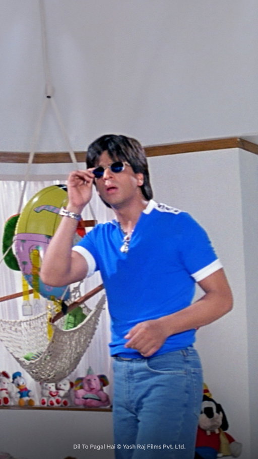 Knock knock, it's vintage SRK 🥰
Watch Dil To Pagal Hai, out now on Netflix.

🎥: Dil To Pagal Hai