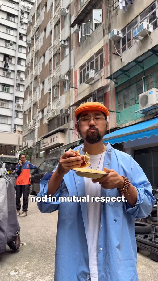 Peace! Hong Kong 🇭🇰 massive! I’m hosting a pop up at @shopb.hk this Saturday, November 15 from 6 p.m. ‘til portions last. A one-night collab where NYC meets Hong Kong on a plate. Comfort food, cold beer, and conversation between time zones 🌏🌎

Together with @floorstoriesbynat we built three shareable nourishment options:

🍍 Pineapple bun w/ char siu, fried egg, honey butter & scallion-ginger oil. This is our Hong Kong remix of the bacon, egg & cheese, nah’mean?

🐟 Ceviche w/ scallop, snapper, mala heat, & scallion oil. On that Peruvian soul through a Hong Kong lens, a love letter from Jackson Heights to Sai Ying Pun.

🥔 Loaded baked potato w/ crispy pork belly, kimchi, melted cheese & gochujang sour cream. This is straight from my Queens/Brooklyn BBQ playbook. Kimchi is a hack, I know. But can’t go wrong with it, feel me? 

On a personal tip…

Yo, Hong Kong’s a city I fell in love with before I even knew what love was. The kind of place that gets under your skin through late-night movies and cha chaan teng daydreams.
I came last year, couldn’t shake it off, and I’ve been wanting to come back ever since. Grateful to Shop B for saying yes to this last-minute madness, and @eugenekan for the alley-oop. Bong!

📍 Shop B - 10-14 Fuk Sau Ln, Sai Ying Pun, Hong Kong
🕕 Saturday, November 15 from 6 p.m. 
🍺 Pull up. Eat well. Meet the fam.
✍🏼 Make a reservation via link in bio ⬆️

Aight, hope to see y’all. Peace and blessings 🤜🏼🤛🏼