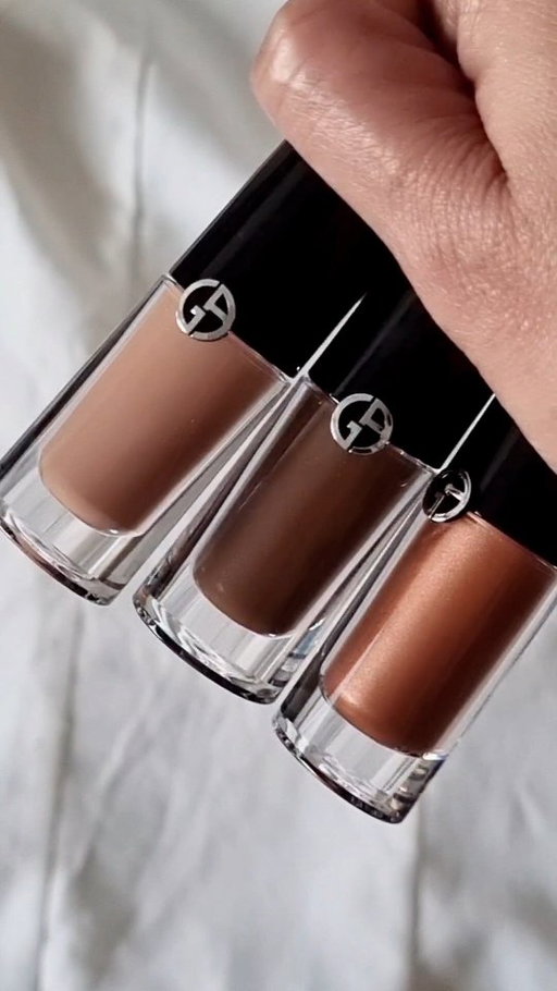 ​STOP SCROLLING: The New Armani Beauty Eye Tints Swatches (matte vs shimmer). @armanibeauty

We have a mix here! Two beautiful matte liquid shadows and one gorgeous shimmer liquid eyeshadow that gives the easiest, most buildable colour.

-22M (Matte)
-36M (Matte)
-69S (Shimmer)

Which of these new Armani Eye Tint swatches would you wear for your next quick makeup routine? Let me know in the comments! 👇🏼 (Comment your favorite shade number!)
#armanibeauty #armanieyetint #armanibeauties #liquideyeshadow 

Armani Beauty Eye Tints
​Armani liquid eyeshadow
​Matte liquid shadow
​Shimmer liquid eyeshadow
​Luxury liquid eyeshadow
​Eye Tint swatches
​Minimalist makeup
​Easy eye look
​Makeup review
​Quick makeup routine
​Eye makeup tutorial