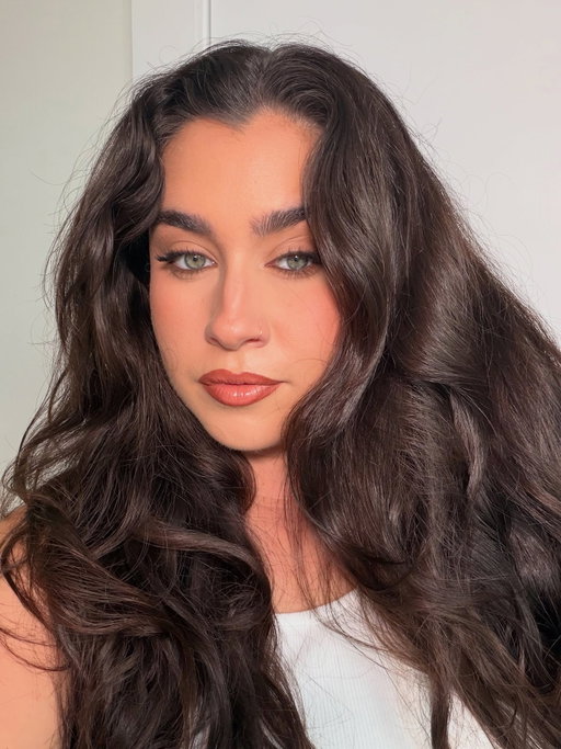 I’ve been falling in love with who I’m becoming and it’s changing everything. Small glimmers in mirrors as I pass, breath to let go of the past stuck in the fascia. Consistent lessons. 🦋✨