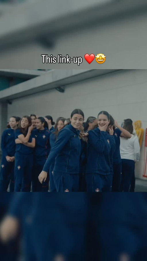 Portugal’s U16 women’s national team were left stunned after linking up with the senior men’s team 🤩

🎥 selecaoportugal