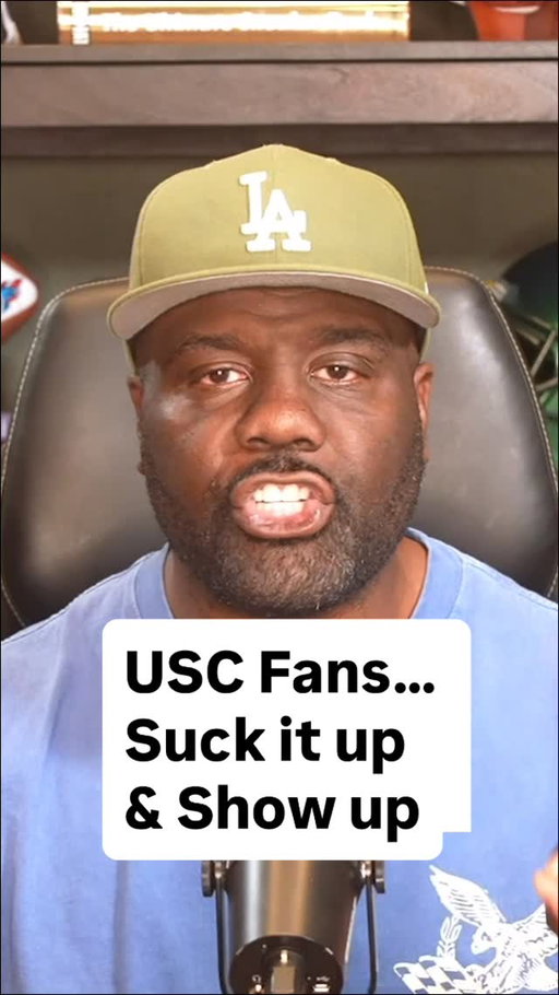 USC football fans better show up vs Iowa this weekend and don’t let some rain stop you from supporting your team. #usc #uscfootball #usctrojans #collegefootball #cfb #iowahawkeyes #iowafootball #bigten