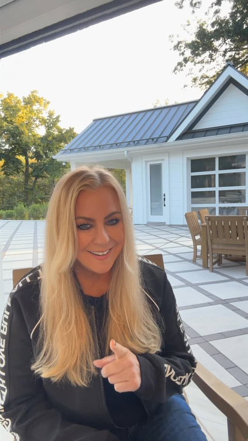 Beings of light showed up in my living room, taught me intuition, and I’ve literally NEVER had a bad date since (before meeting my boyfriend). 

I checked their energy before meeting. Yes or no. Simple. 

Your intuition knows who’s worth your time before you waste it. 

Say ✨ to train your intuition with me.

#christiemariesheldon #christiesheldon #intuition #mindvalley #loveorabove #manifest #unlimitedabundance #wwit #reelstagram
