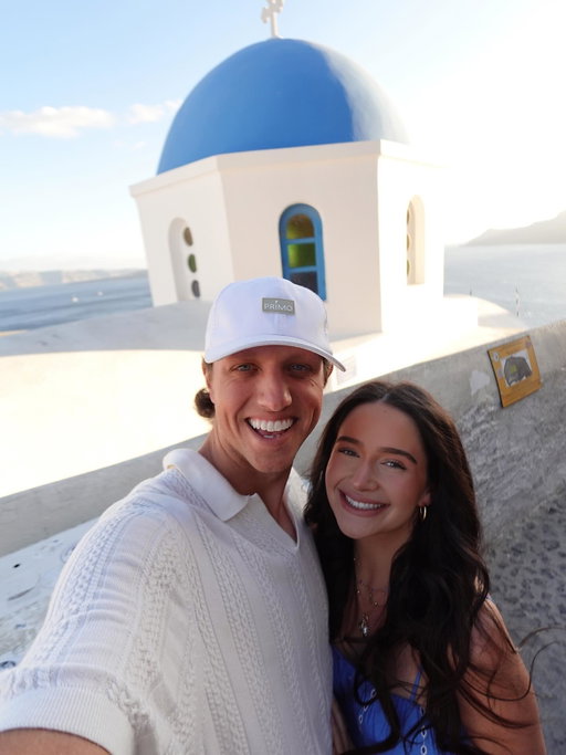 3 years of marriage with my wonderful wife❤️ 

Going back to Greece was a full circle moment for us after getting engaged there. This place is beautiful!