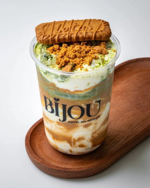 🍵 Bijou Coffee, Tea & Desserts Shop opens its doors for a soft opening Wednesday, November 19, offering a menu centered on coffee, tea and pastries.

☕️ Vietnamese coffee is brewed slowly to bring out deep, rich flavors while Japanese matcha is prepared fresh throughout the day. Pastries are baked in-house and desserts range from layered cakes to custards, all crafted to highlight simple, balanced flavors. 🥐

💁‍♀️ Hours during the soft opening run from 9 a.m. to 10 p.m. A 20 percent discount is applied to all items as staff finalize training and refine service.

📍 @Bijou.CoffeeTeaDesserts 9938 Bellaire
📝 @MadmanMario