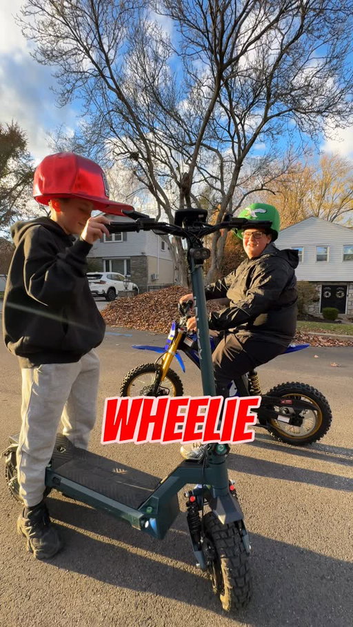 Always Believe In Your Friends‼️ #dreamchasers @nogginboss 🧢
@ridegotrax 🛴 

#gotrax #gx3 #nogginboss #onewaylilman #wheelie #scooterlife