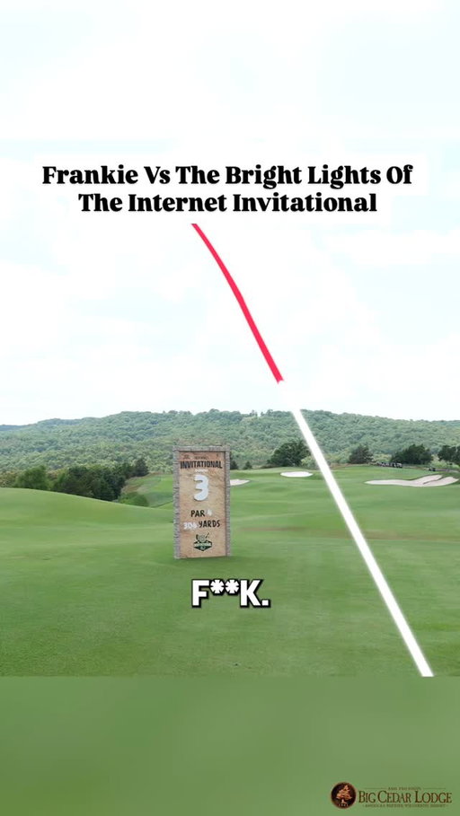 @stoolpresidente knows how bright the lights can be for @frankieborrelli at the @internetinvite