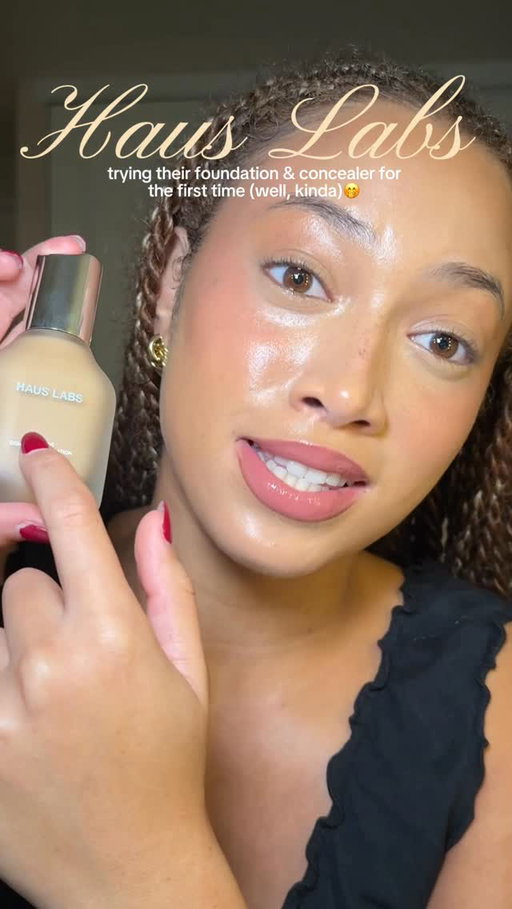 The number 1 foundation that’s used on me when I’m modeling…🤭 @hauslabs 

Products: 
Haus Labs triclone skin tech foundation in 270 light medium neutral 
Haus Labs triclone skin tech concealer in 24 light medium neutral
Haus Labs glassy flush balm in glassy hibiscus