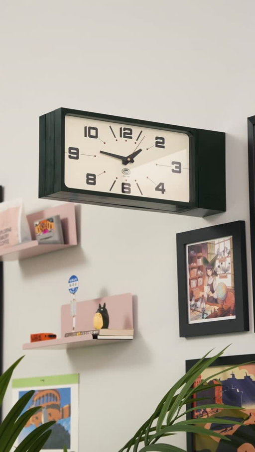 I found the perfect clock for my studio 😍

This is a station inspired double faced wall clock from Dulton 🚃

I had to get this shipped from Japan but it was totally worth it, I actually love it 😮‍💨 

#clock #wallclock #officegoals #workspace #officedecor