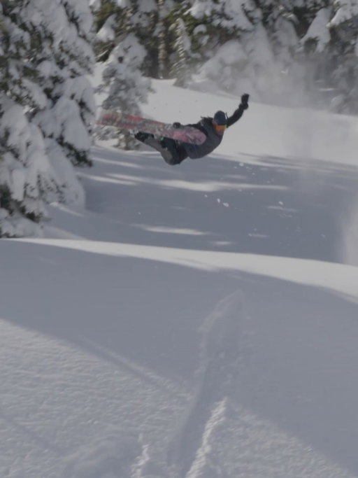 Brought the Super Ultra Blossom to the backcountry. Thanks to @travelindan, @brockcrouch, and the whole crew on the Tahoe trip. Find more of my backcountry clips in PAVED now playing on Red Bull TV 📺▶️ @burtonsnowboards 🤝 @redbullsnow