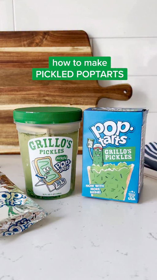 peter piper picked a pack of pickled Pop-Tarts. taste that 3 times fast. 🥒 @grillospickles 

#poptarts #grillos #pickles #fakeflavor #nationalpickleday