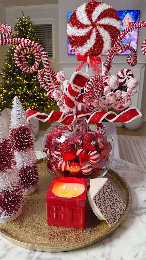 Candy Cane Christmas DIY Centerpiece.

This holiday let’s make it fun, festive, and full of charm with this beautiful arrangement. The easiest way to bring that sweet Christmas magic right into your home.

Comment “SHOP” to get all the details.

FB Direct URL ➡️ https://liketk.it/5xYAz

#christmas #christmasdecor #candycanedecor #christmasdiy #diydecoration