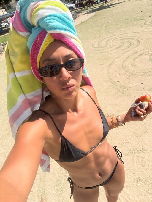 SELFIE ROLL….. the most non esthetic bitch you’ll ever know. It is what it is