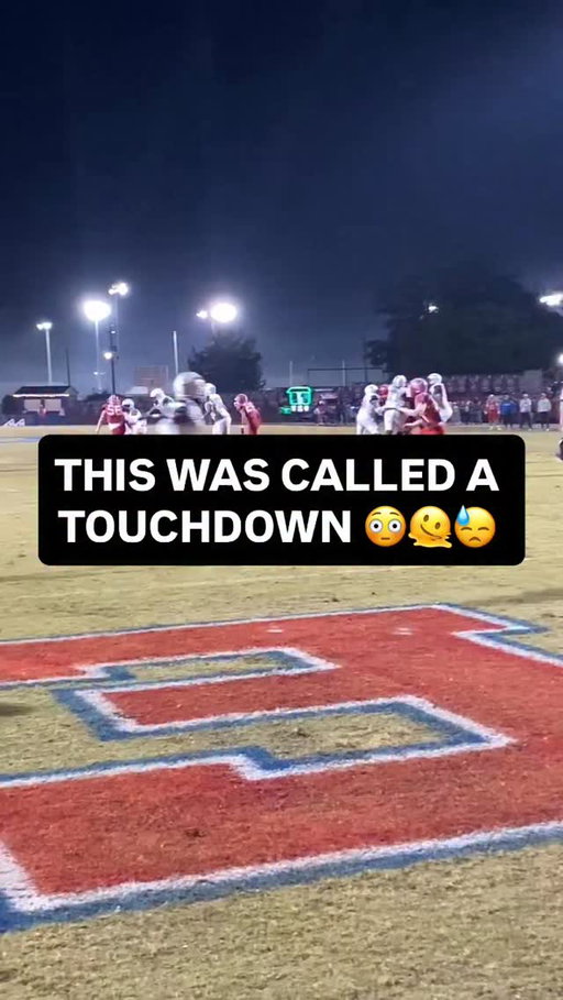 Refs have a hard job, but then there’s calls like this 🫠😳😓

This was called a touchdown in the Orlando Evans-Pace Class 5A region quarterfinal 

🎥: Kevin Perkins