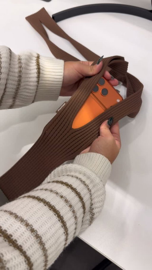 Sweet like cinnamon with a bit of a salty price 🫢🧸🧂 #iphonepocket #apple #iphoneaccessories #tech #iphonesock #phoneaccessory