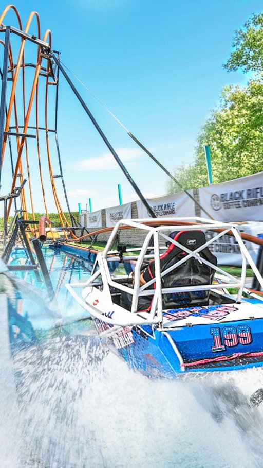 The World’s First Jet Boat loop… in our lap pool 😮‍💨