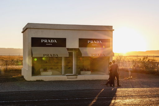 A quick overnight trip to Marfa, Texas — this little West Texas gem is perfect for a day trip or an overnight stay. If you’re planning a visit, weekends are best since most things are closed Monday through Wednesday. 🚗

Here are some things we did on our most recent visit:

🌵 Prada Marfa for those iconic sunset shots
🌵 The famous Giant billboards by artist John Cerney along the way
🌵 @marfaspiritco for amazing cocktails, good vibes, and friendly bartenders
🌵 Stayed at @thelincolnmarfa, one of the cutest boutique hotels in Marfa
🌵 Lunch at @bordo.tx — fantastic food and mocktails
🌵 Lattes and baked goods from @coyotecoffeemarfa 
🌵 @marfa.burritos — did you even come to Marfa if you didn’t stop for a burrito?
🌵 Coffee at @thesentinelmarfa 
🌵 Another stop at @bittersugarmarfa for more coffee
🌵 (Not pictured) Dinner at @margarets_in_marfa 

#marfa #marfatx #westtexas #roadtrip #texas #texastravel #exploretexas #texasphotography