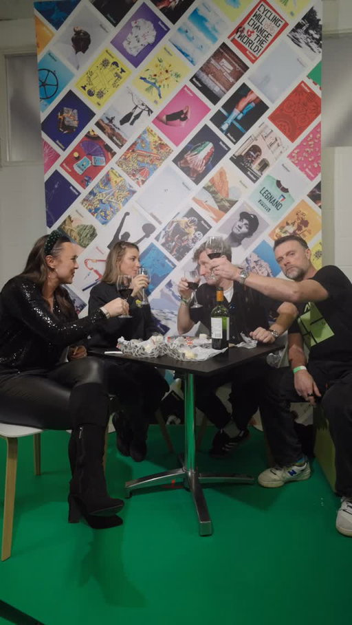 Pauline Fromage-Prévot

What do you do when you’ve got multiple World, Olympic, European and National Champion @paulineferrandprevot in the building?

Cheese and wine of course.

#rouleur #rouleurlive