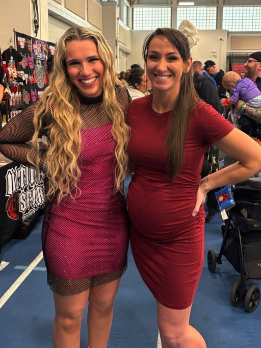 the first ever WWEID Women’s Champion @brianasparrey with the second ever WWEID women’s champion (come monday) 🫡🤭
@bigeventny