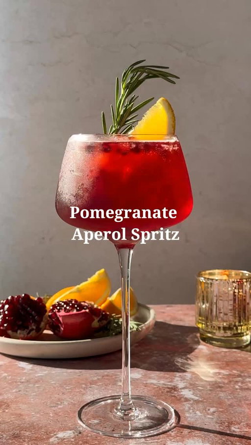 Working on my holiday cocktails! What do you guys want to see? 🎁🎄
In the meantime here’s a little throwback 🍷

Pomegranate Aperol Spritz

2 oz pomegranate juice
2 oz Aperol 
4 oz Prosecco 
1 oz soda water
Pomegranate arils, orange slice, and rosemary for garnish 

Add all ingredients to a glass filled with ice. 

.
.
.
#thanksgiving #thanksgivingcocktails #aperolspritz #pomegrante #pomegranateaperolspritz #thanksgivingdrink #thanksgivingspritz #thanksgivingcocktails #thanksgivingrecipes