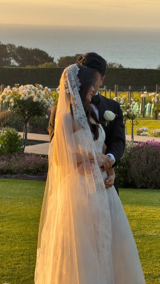 at sunnyside, where they sealed their love indefinitely — 

Joanne & Michael 

Content by me. 

@vivid.memories.event 
@eviazachariah 
@aldinortinez 
@feelingfloral_ 
@sunnysideestate.events 
@annielouey 
@backandforthevents 
@heyjack_co 
@guccipaints 
@rokkelvin 
@makeupbymnqe 
@carla.collectives 
@prolightandsound 
@jollycakery_melbourne