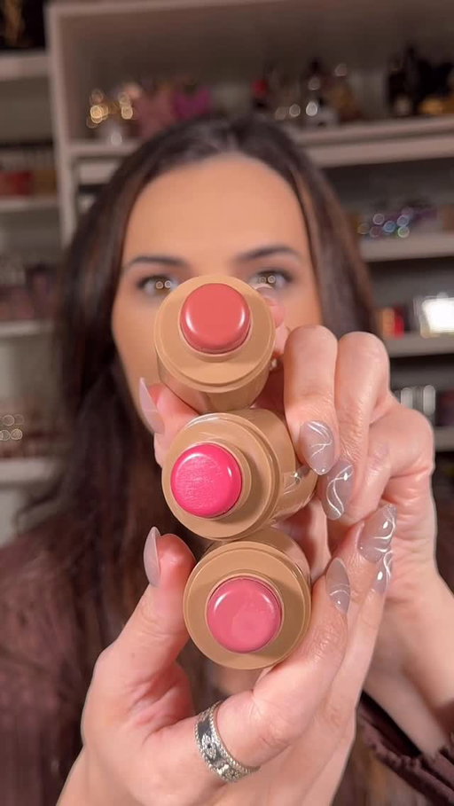 How is this even allowed to be sold!? I didn’t find the Pat McGrath palette yet but spotted some other finds 
#affordablemakeup #makeupfinds #blusher #softglammakeup