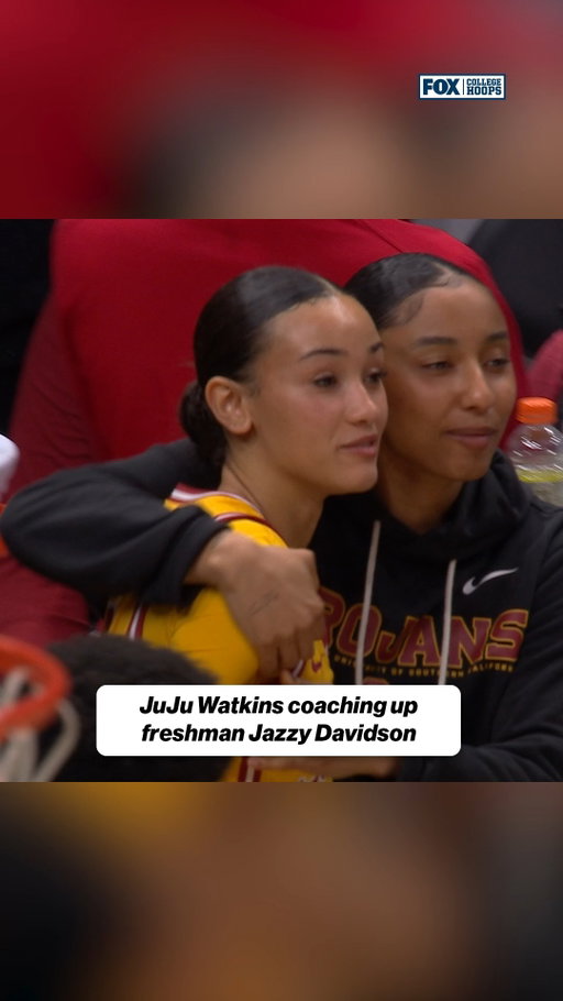 JuJu Watkins still playing a major role for @uscwbb 💯