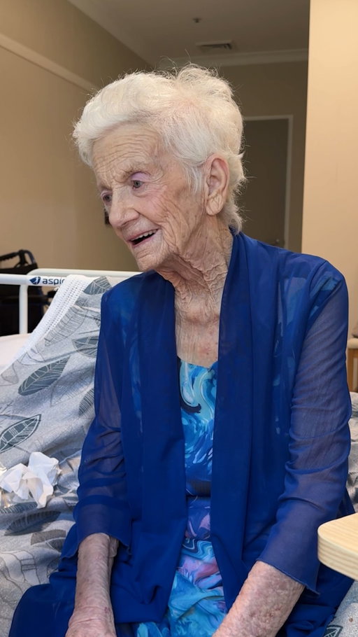 Didn’t think we’d make it here this year 🥹 but I’m so glad we did!! Our Grandma turned 102 and for her party she requested I do her makeup, which is my favourite yearly tradition with her 🥰 Happy Birthday Grandma 🎉

This was the most chaotic GRWM - visitors, sock debates, threatening to get naked, and back to her usual joking around 😂