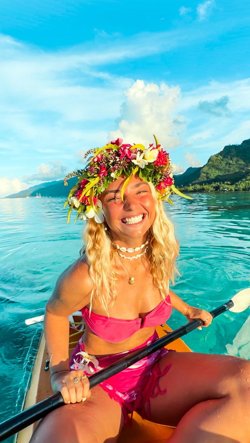 Pinch me!! Actually experiencing a real life Disney princess moment is insane!! 🥹The inner Moana in me came out the moment I put foot onto this island 🩷 So so so insane that this place is actually real!!
