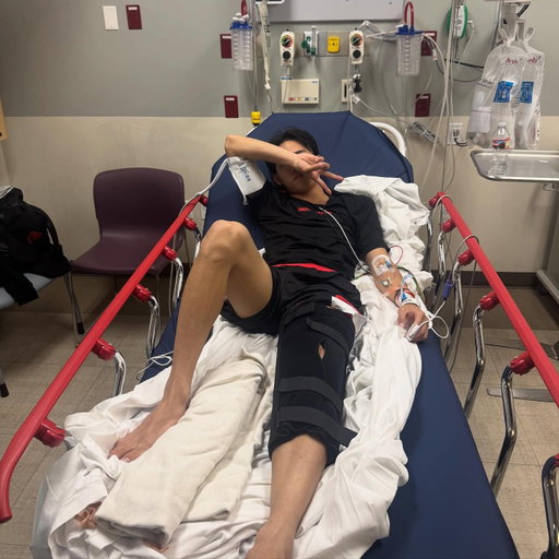 During my battle in Las Vegas, I dislocated my left knee and had to stop the match.
Later, I found out that I had torn my ACL, PCL, MCL, and damaged my meniscus as well.

I trained harder than ever for this event, so the heartbreak and shock were overwhelming, and I couldn’t stop crying.
But the doctors took good care of me, and now I’m fully focused on recovery.

To everyone who supported me, checked on me, and told me I’m strong enough to come back — thank you from the bottom of my heart.

I came back once after my ACL.
I’ll come back again.
And I will become a champion.

I’m not done yet.

【日本語】
アドレナリンのバトル中に左膝を脱臼し、試合は途中で中止になりました。
その後の検査で、ACL（前十字靭帯）、PCL（後十字靭帯）、MCL（内側側副靭帯）、そして半月板も損傷していることが分かりました。

命懸けで準備してきた分、悔しさもショックも大きくて涙が止まりませんでした。
ですが、すぐに病院で処置してもらい、今は回復に集中しています。

現地で支えてくれた仲間、声をかけてくれたレジェンドたち、そして心配してくれたみんな、本当にありがとうございます。

ACLから帰ってきたように、今回も必ず帰ります。
そして必ずチャンピオンを獲ります。
まだ終われない。

@adrenaline_tricking ❤️