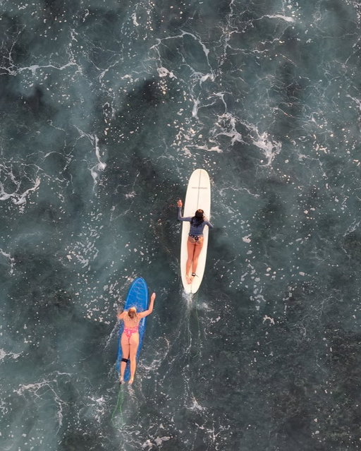 Magic doesn’t exi…
In Philippines definitely does, the art of dancing on water with your lovely surf buddy 🌞🩵
