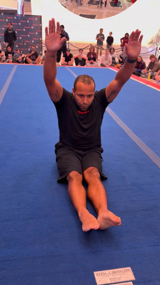 Sitting handspring and some whips… who would’ve thought 😂 

#Tumbling #Tricking #Adrenaline #AdrenalineTrickingLeague #ATL #Flips