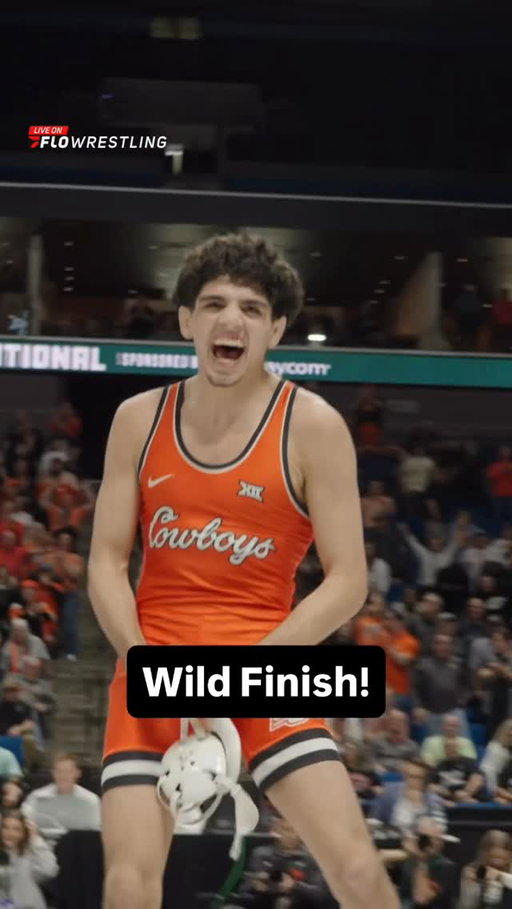 Oklahoma State’s Sergio Vega and Iowa’s Nasir Bailey (141) were tied 0-0 in sudden victory when Vega scored an impressive takedown for a 3-0 SV in the 2025 National Duals Invitational semis.

#nationalduals