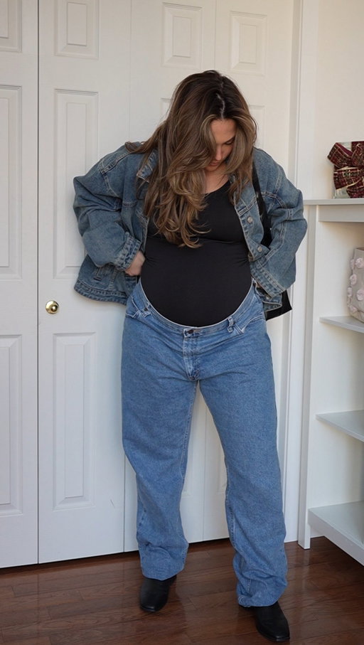 Being curvy & pregnant is a whole other type of pregnancy style! Let me help you learn how to feel comfy & stylish throughout your pregnancy & beyond 🫶🏻🤍

#pregnancy #curvyfashion #size10 #pregnancyoutfit #midsizefashion #outfitinspo #pregnancyoutfits
