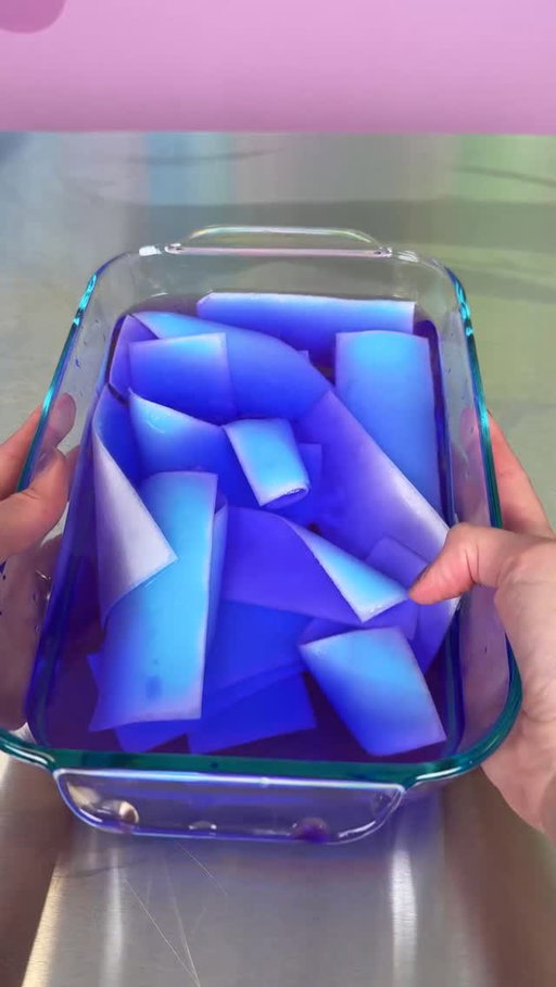 These viral cooling patches from TikTok are said to turn into slime after soaking in water for three days. What do you think of how it turned out? 👀 Peachybbies.com restocks Friday at 7pm EST! ✨🎉