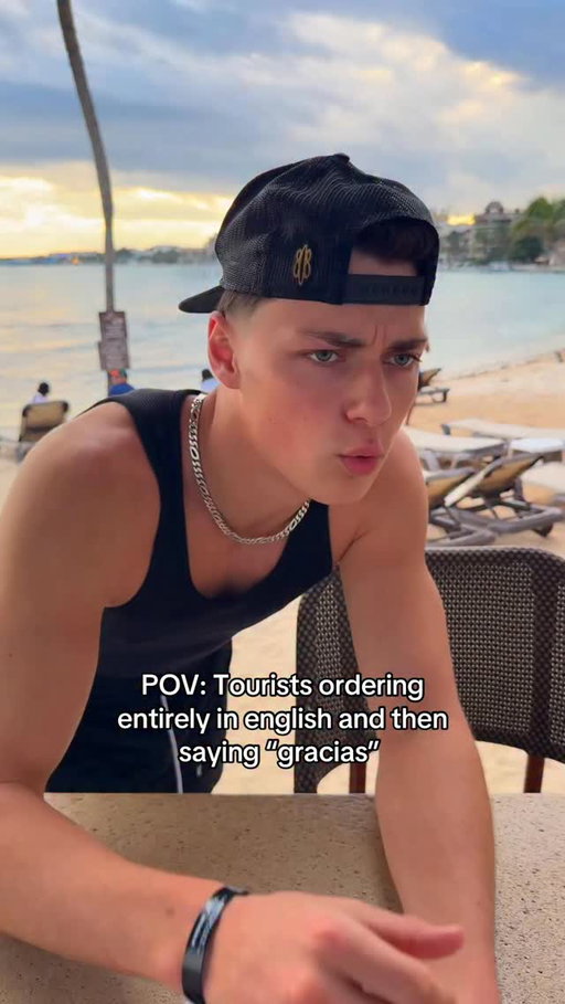 Just so they know I’m chill like that 

•

•

•

•

•#relatable #vacation #tourist #spanish #speakingenglish #funny