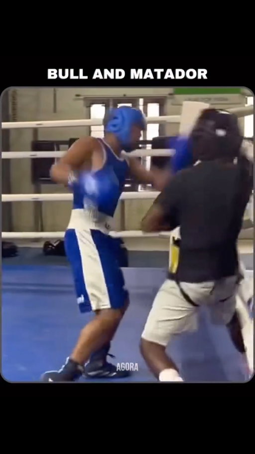 Footwork is crazy 👀🔥 (h/t life_of_boxing/TT)