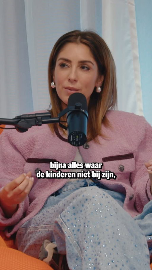 “Bijna alles waar de kinderen niet bij zijn is me-time geworden.” Herkenbaar?

Wanneer kan jij nog eens tijd voor jezelf maken? Wat is voor jou me-time? Durf jij het delen met alle andere mutti’s in de comments?

🎧 Beluister de derde aflevering van De Mutti’s via je favoriete podcastkanaal of kijk op VTM GO. 💻