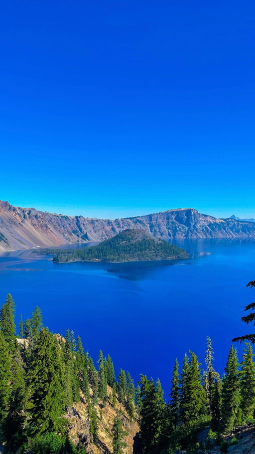 Tell me you know my love language without telling me. 🤌

SHARE THIS if this would make you melt too. 💖

The way he casually described my perfect day like it wasn’t the most romantic thing he’s ever said to me.

✨What combo instantly gets you in the car?

#nationalpark #nationalparks #outdoors #nature #travel #explore #adventure