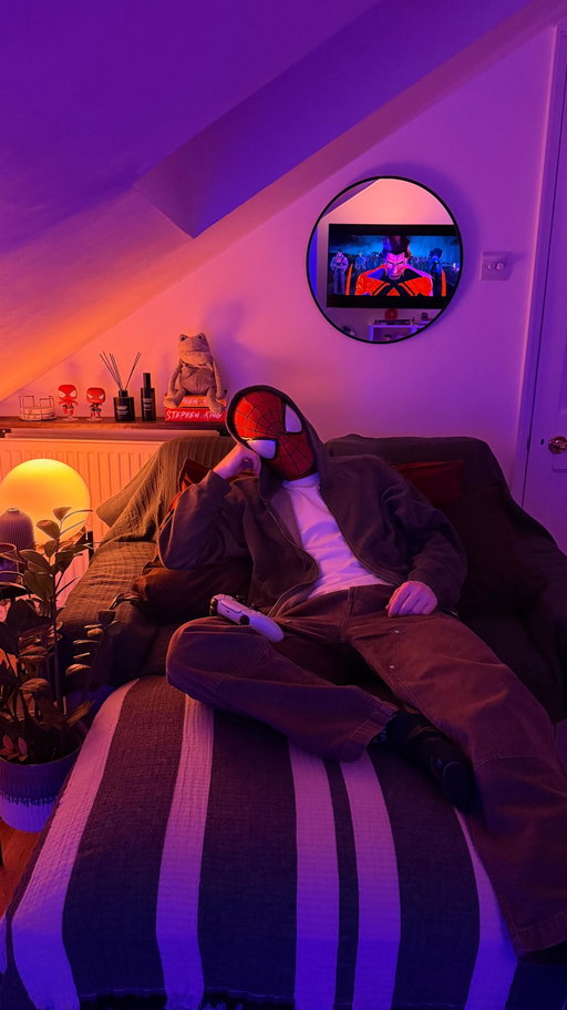 pov: coming back home 🫠

#roominspiration #apartment #cozyroom #vibes #bedroomideas #ambientlight #interiordesign #homeinspo #roomlights #walldecor #furniture #loft #loftdecor #loftinterior #loftdesign #loftdecoration #apartmenttherapy #wallart #artwall #spidey #tasm2 #spiderman

@spiderversemovie @spiderman @sonypicturesuk @sonypictures