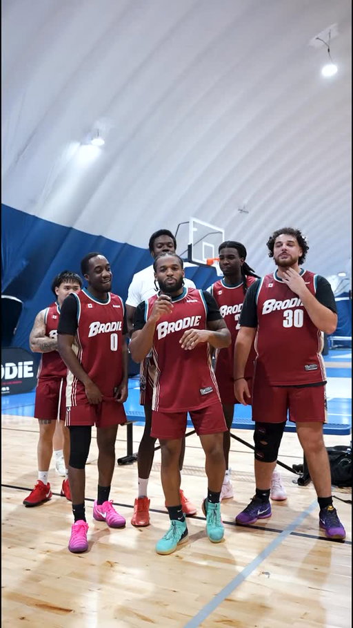 Quarantine turned Playoffs Week 1 into a lockdown zone 💥🔥 Dub secured. They’re not slowing till they get that chip 😤 Who’s next?
.
.
.
Best Men’s basketball league. Adult basketball near me. Men’s basketball near me. #neverwashed #mensbasketball #adultbasketball #brodieathletes #Bestleagueintheworld #adultleague #mensleague
