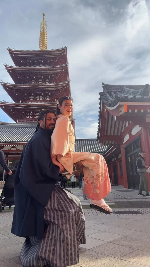 Passenger Princess but make it Japanese 🇯🇵 ♥️ #explorepage #relatable #japan #couples