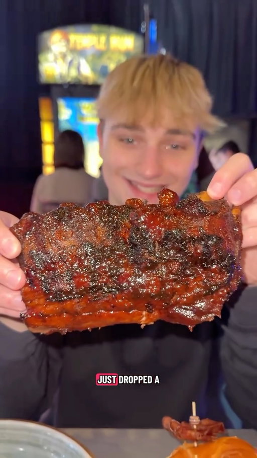 You wouldn’t believe this is Dave & Busters!!! 🔥 this new menu goes so hard and everything tastes 10/10 

#restaurant #food #arcade #daveandbusters #DnBNewMenu #ad
