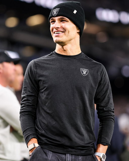 Lando Norris in the building! 🏁

📷: @brookesuttonphoto/NFL

DALvsLV on ESPN/ABC
Stream on #NFLPlus and ESPN App