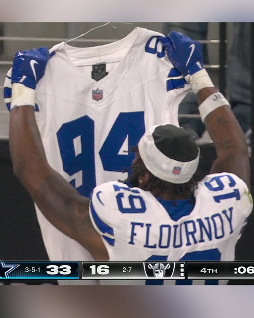 Ryan Flournoy held up Marshawn Kneeland’s jersey after the Cowboys win 💙🤍