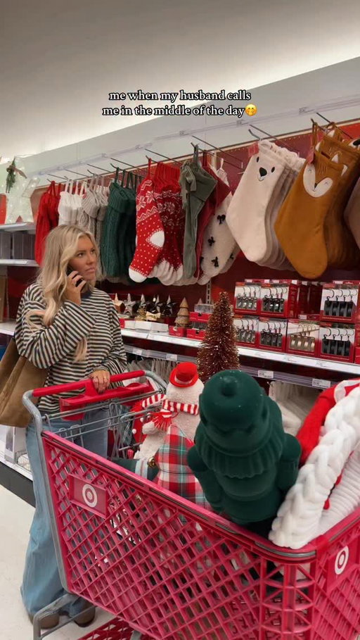 Hehe anyone else?🤪 #relatable #christmasshopping #husbandandwife #shopping #trend