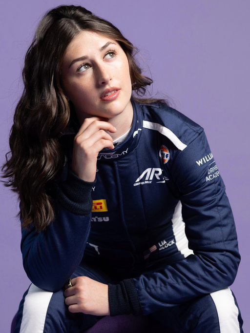 For the last time ever…. It’s race week for @f1academy in LAS VEGAS 🥳🍾

See you on the track, or I guess I should say the strip.