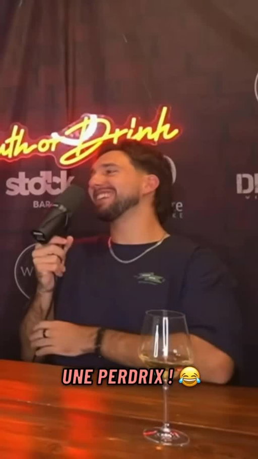 J’vous le dis… même l’oiseau de @cedrik.od_officiel voulait saboter ses chances de trouver l’amour! 😂🐦
Un vrai wingman celui-là… mais à l’envers.

L’entrevue complète est dans ma bio! 🎙️✨**

#OccupationDouble #ODChypre #RealityTVQuebec #QuebecInfluence #OD2025 #OD #Qc #Quebec #Entrevue #PourToi